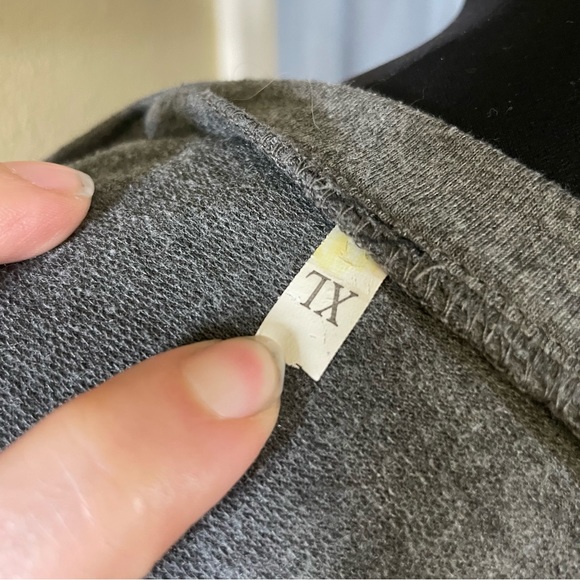 Rose Apothecary Thin Sweatshirt -Schitt’s Creek - Picture 4 of 4